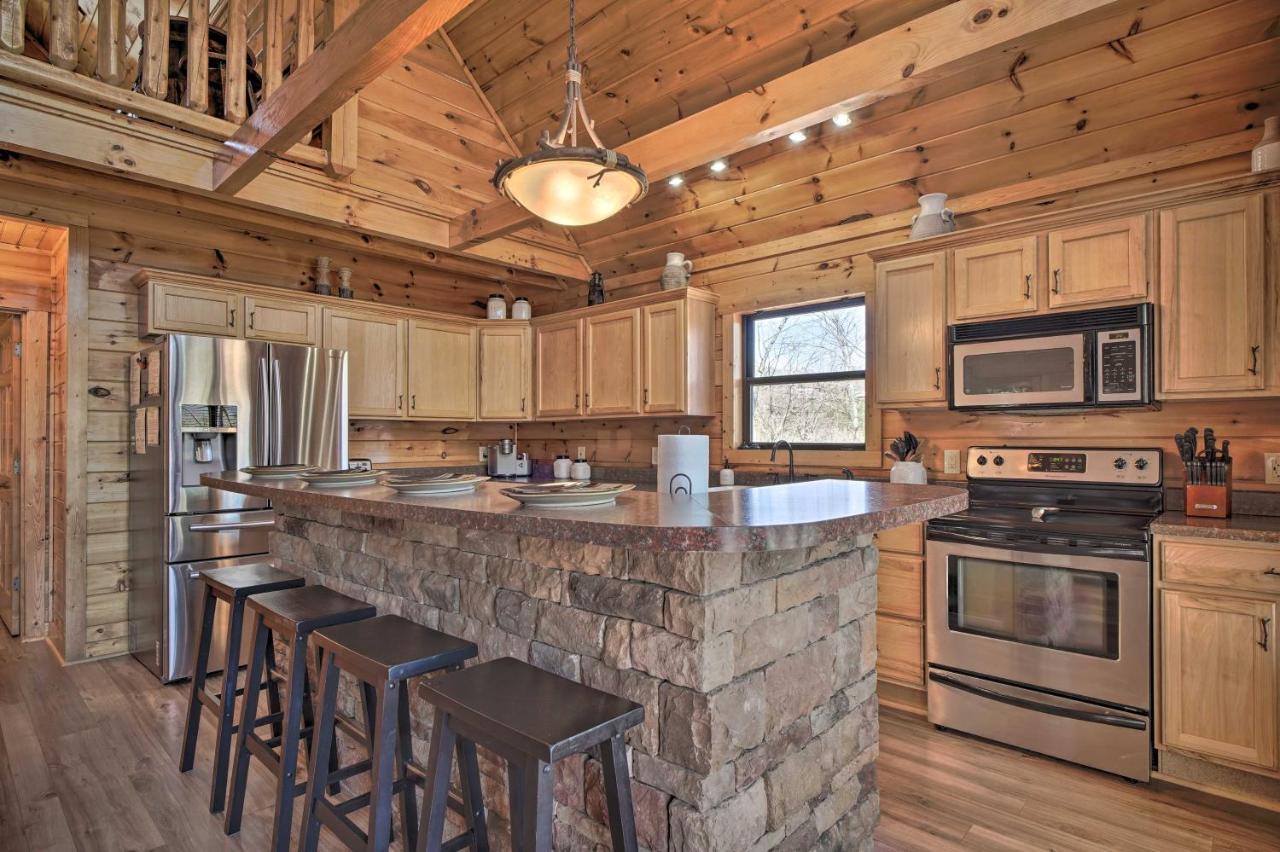 Hatcher Mtn Retreat Sevierville Cabin With Hot Tub! מראה חיצוני תמונה
