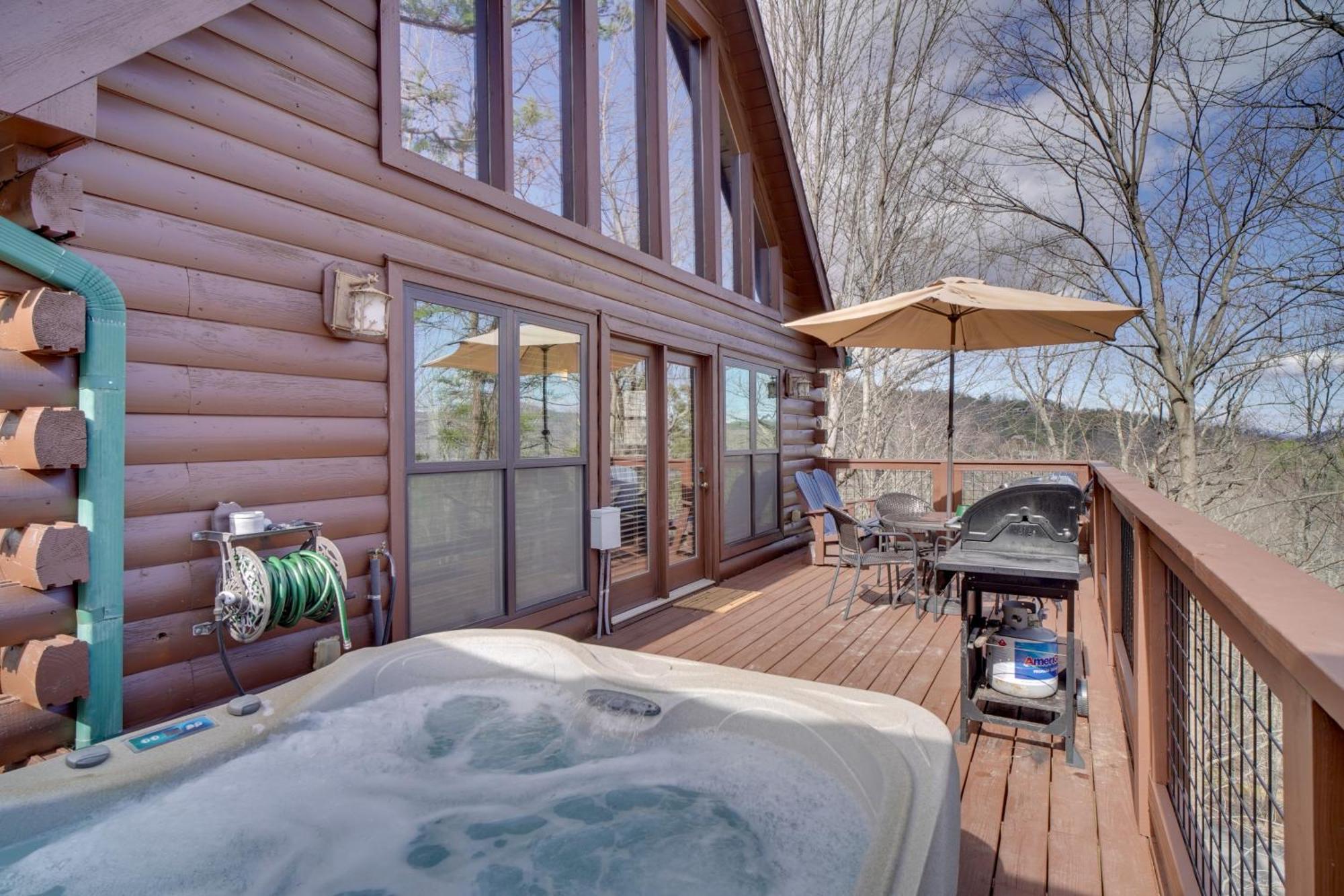 Hatcher Mtn Retreat Sevierville Cabin With Hot Tub! מראה חיצוני תמונה