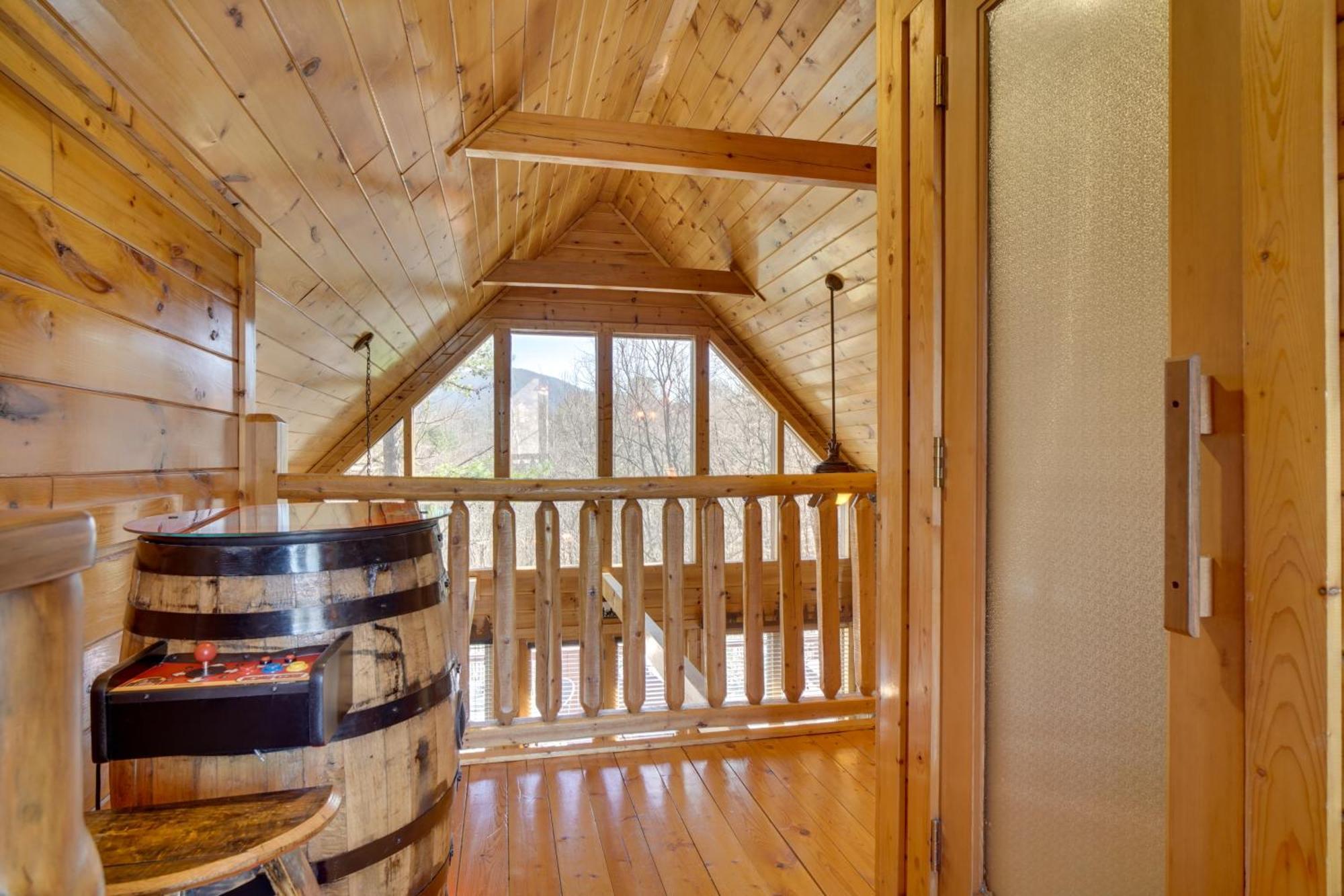 Hatcher Mtn Retreat Sevierville Cabin With Hot Tub! מראה חיצוני תמונה