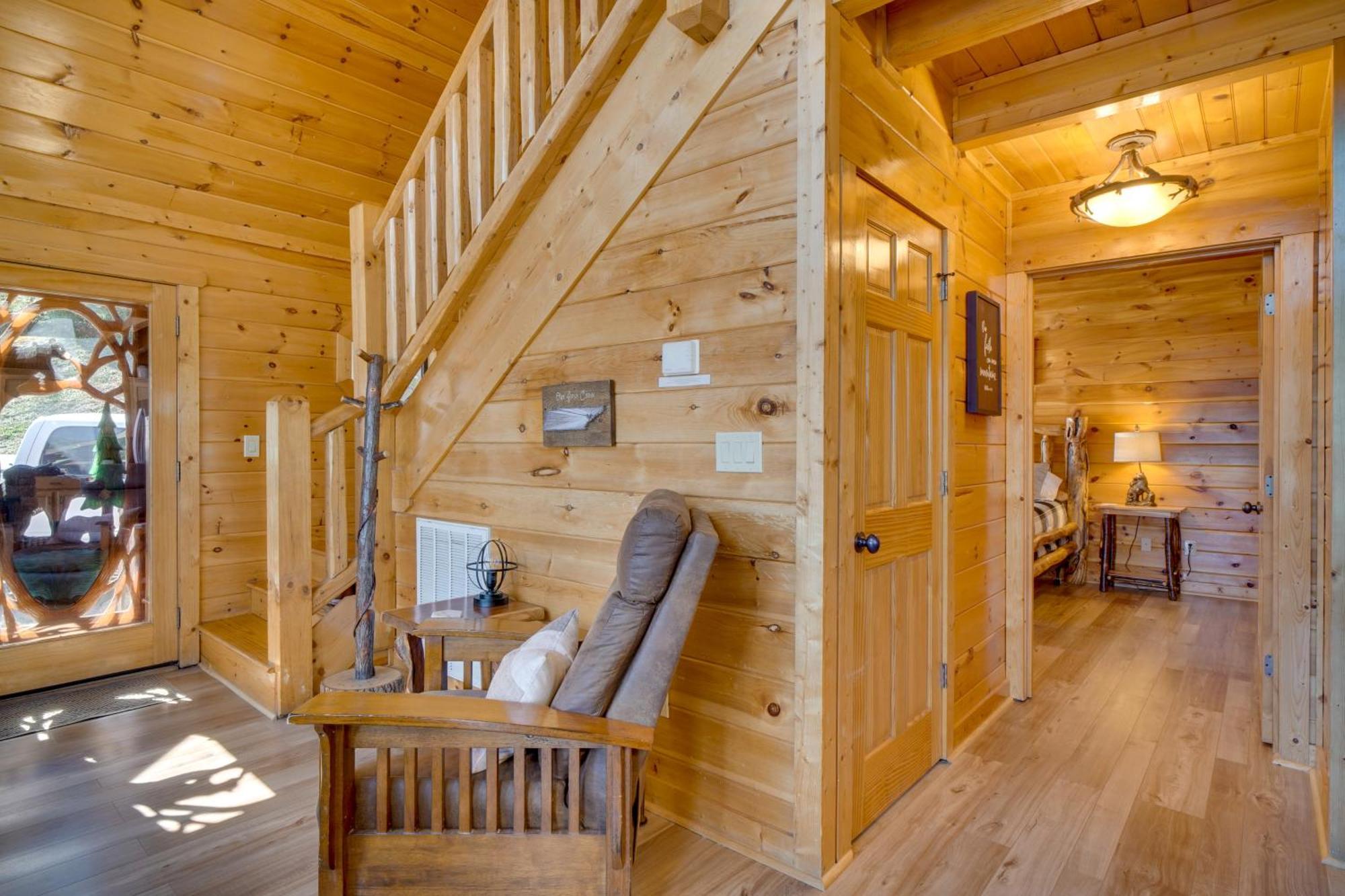 Hatcher Mtn Retreat Sevierville Cabin With Hot Tub! מראה חיצוני תמונה